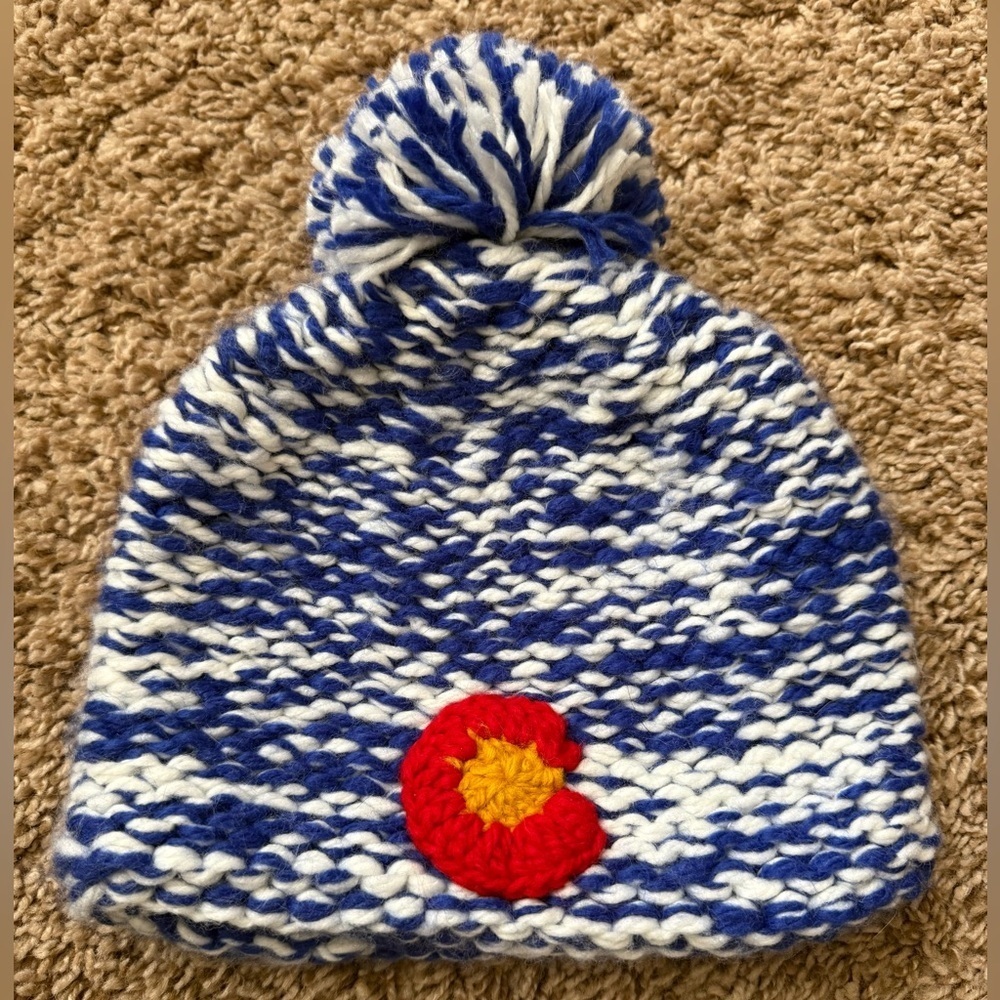 Colorado Flag Knit Pom Beanie – Blue & White